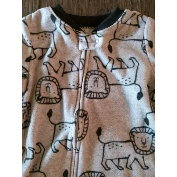 Carter's Boys 12M Gray Black Lion Fleece Zippered Long Sleeves Footie Pajama - Picture 2 of 6